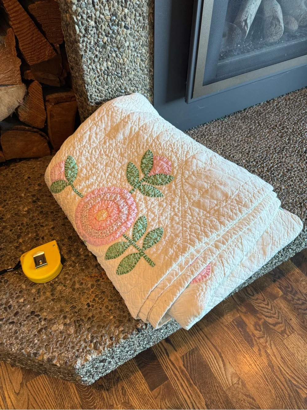 1930’s Rose of Sharon Appliquéd Quilt.